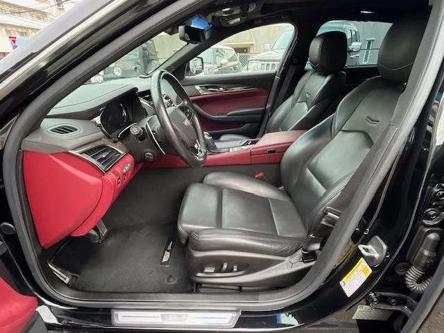 Cadillac CTS 7