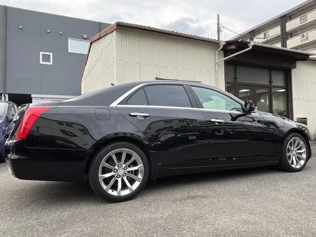 Cadillac CTS 22