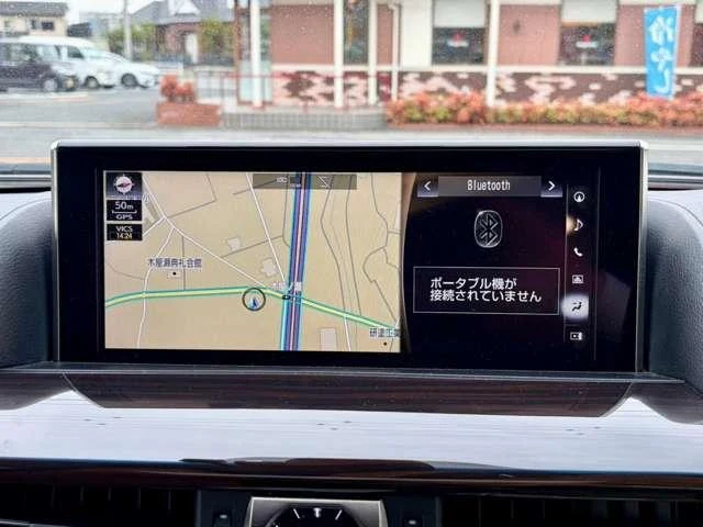 Lexus LX 5