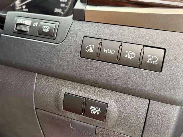 Lexus LX 14