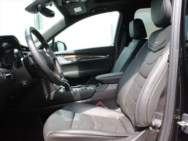 Cadillac XT6 12
