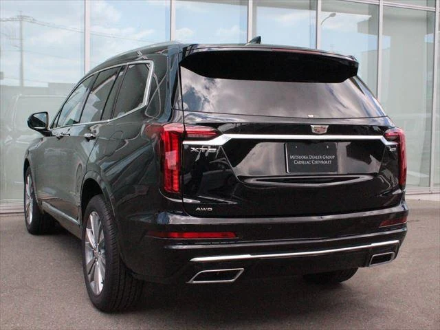 Cadillac XT6 8