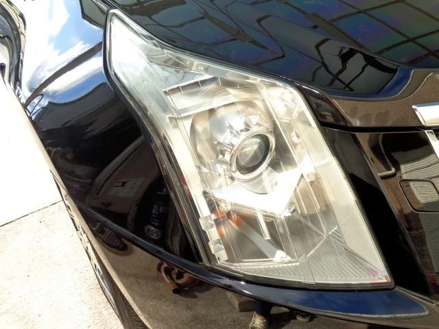 Cadillac SRX 6