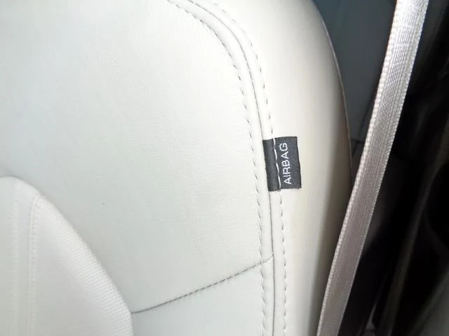 Cadillac SRX 27