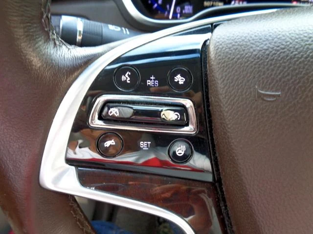Cadillac SRX 20