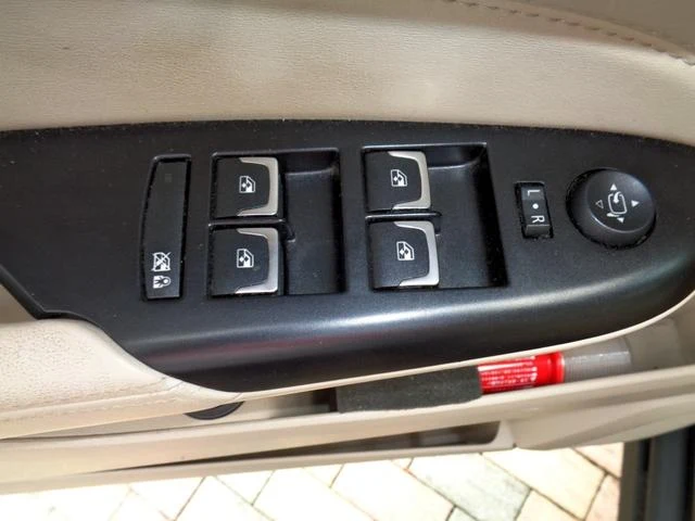 Cadillac SRX 30
