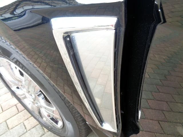 Cadillac SRX 7