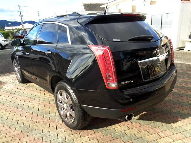 Cadillac SRX 65