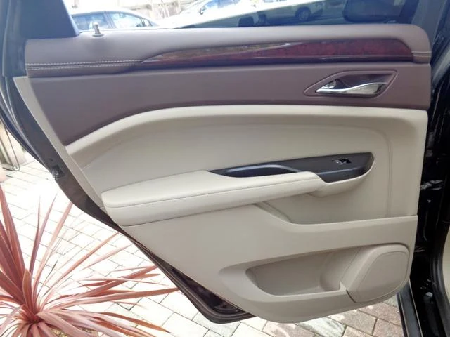 Cadillac SRX 54