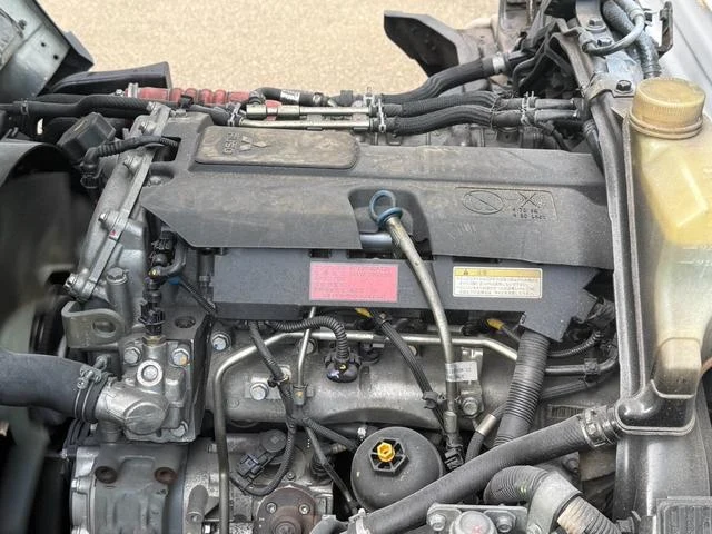 Mitsubishi Fuso CANTER 14