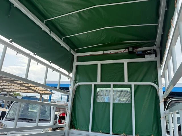 Mitsubishi Fuso CANTER 12
