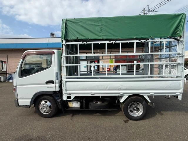 Mitsubishi Fuso CANTER 4