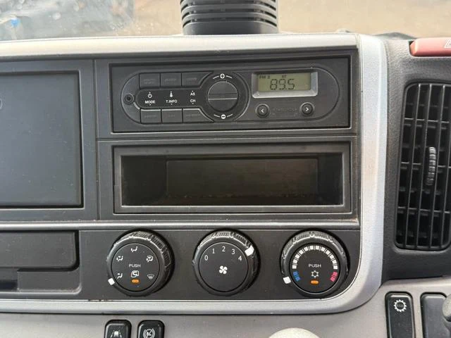 Mitsubishi Fuso CANTER 22