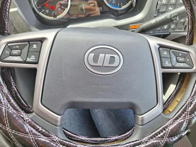 UD Trucks QUON 16