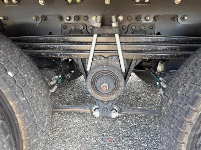UD Trucks QUON 9