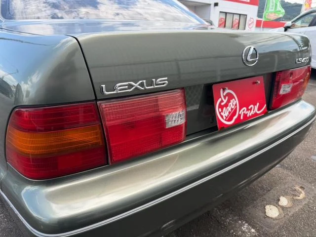 AMERICA LEXUS LS400 30