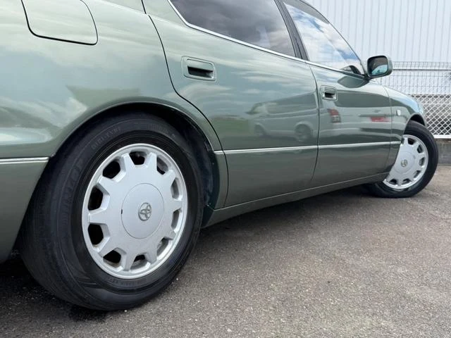 AMERICA LEXUS LS400 12