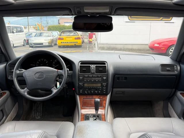AMERICA LEXUS LS400 5