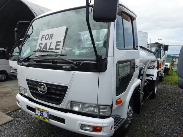 UD Trucks CONDOR