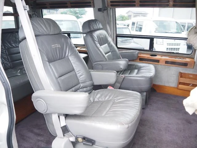 GMC SAVANA 19