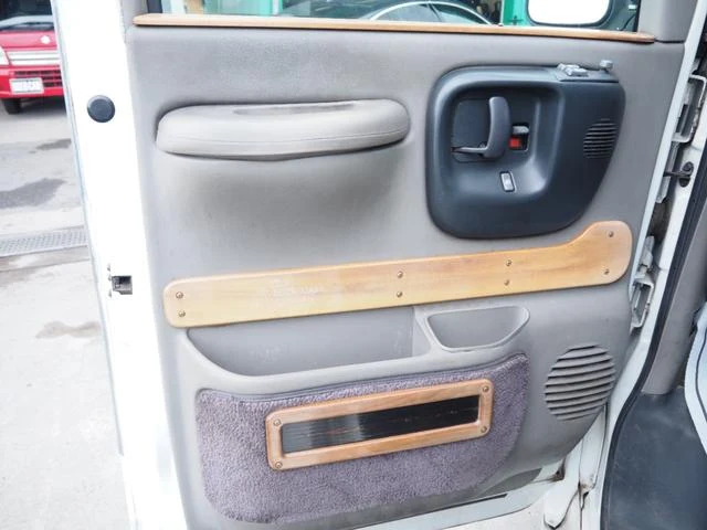 GMC SAVANA 26