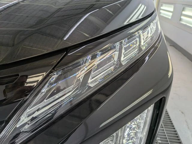 Mitsubishi DELICA 37