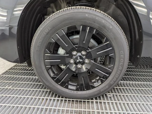 Mitsubishi DELICA 40