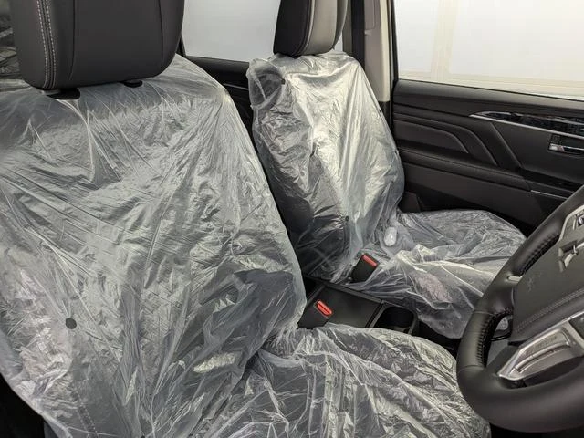 Mitsubishi DELICA 49