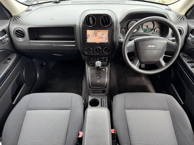 Chrysler JEEP 8