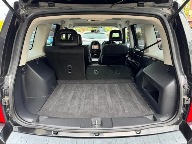 Chrysler JEEP 32