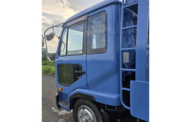 Nissan Diesel CONDOR 28