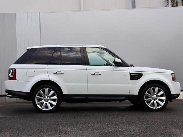 Land Rover RANGE ROVER 9
