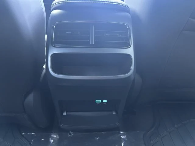 BYD SEAL 26