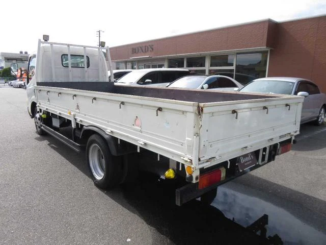 Hino DUTRO 9