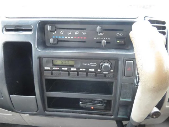 Hino DUTRO 55