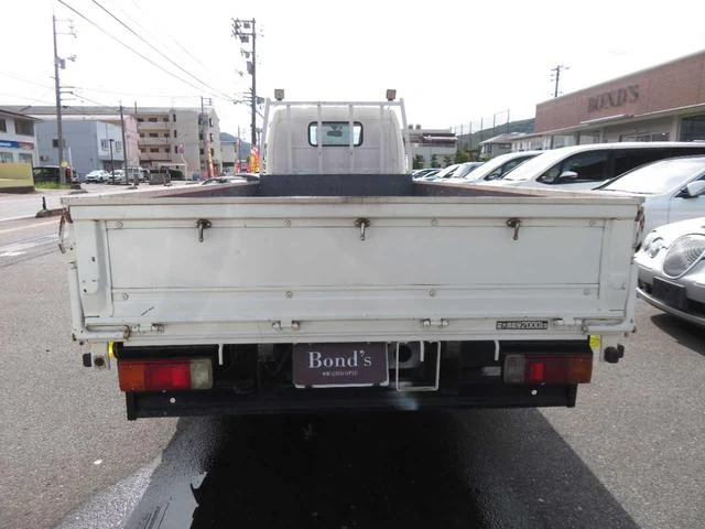 Hino DUTRO 8