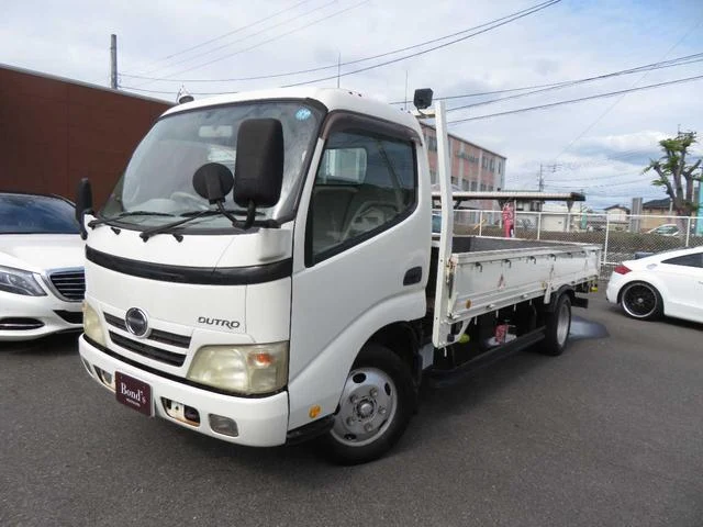 Hino DUTRO