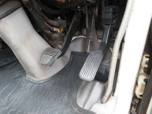 Hino DUTRO 53