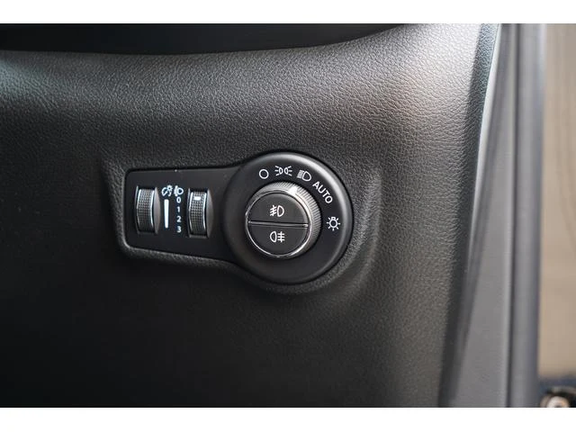 Chrysler JEEP 24