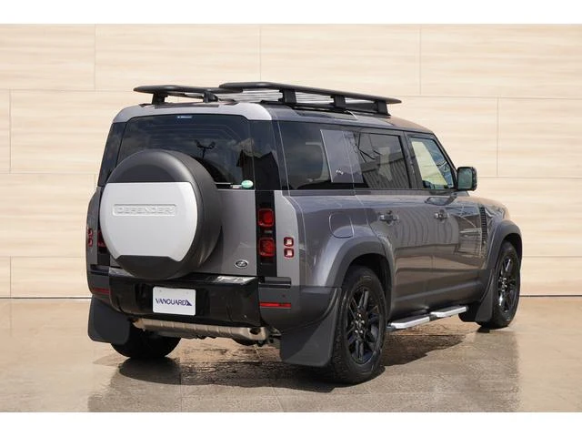 Land Rover DEFENDER 110 58