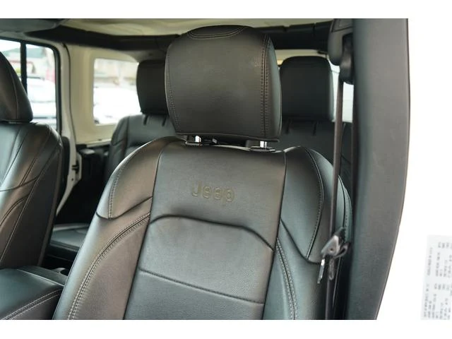 Chrysler JEEP 10