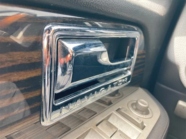 Lincoln NAVIGATOR 62