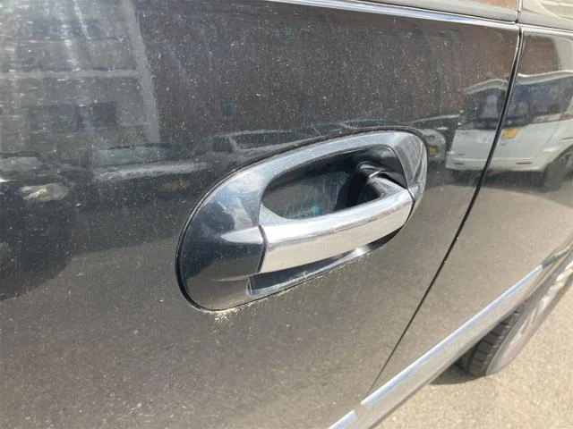 Lincoln NAVIGATOR 28