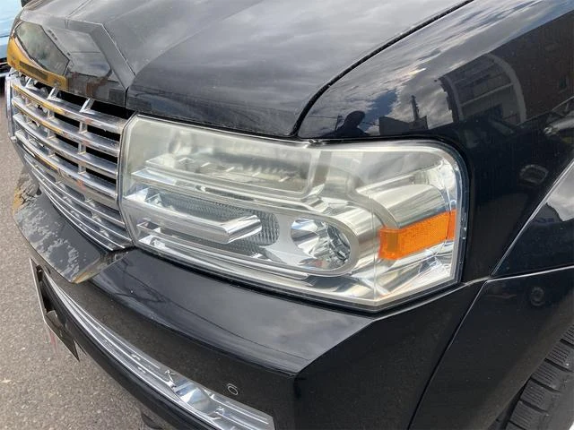 Lincoln NAVIGATOR 34