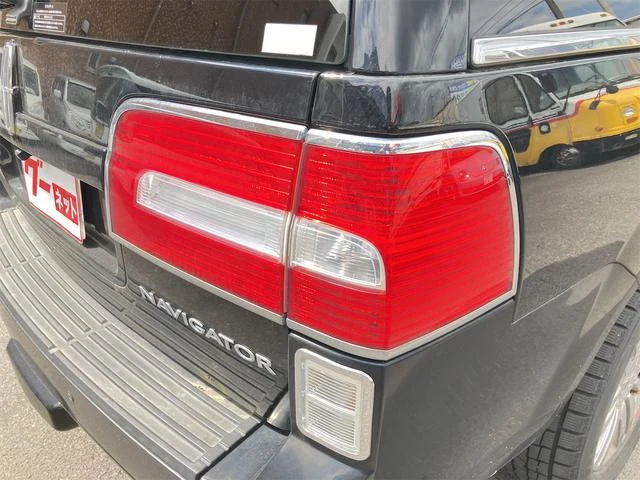 Lincoln NAVIGATOR 19