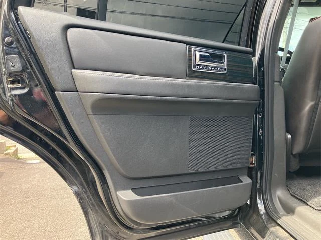 Lincoln NAVIGATOR 25