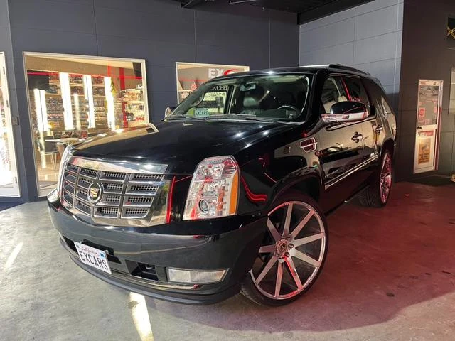 Cadillac ESCALADE
