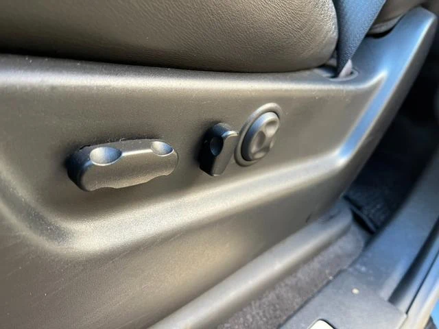 Cadillac ESCALADE 13