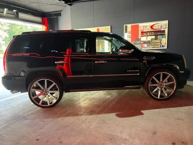 Cadillac ESCALADE 42