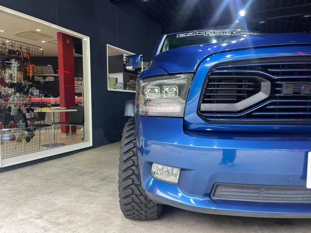 Dodge RAM 47